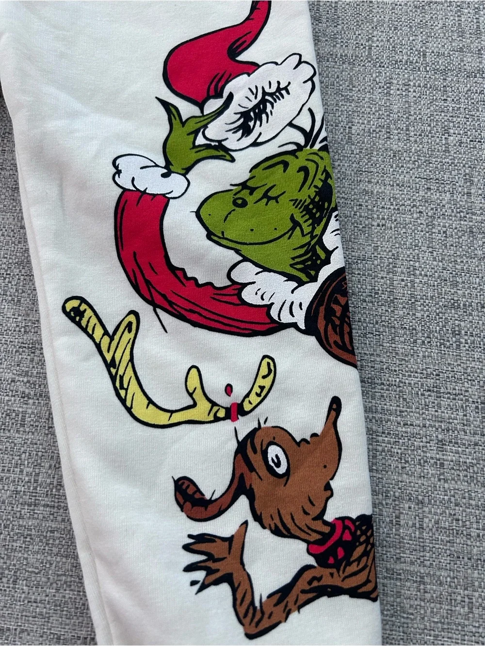 'Tis The Season Grinch Graphic Sweatshirt & Pant NWT. Size 4T